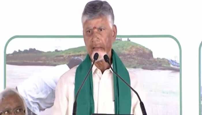 డెల్టాను కాపాడుతున్నది పట్టిసీమ నీళ్లే : సీఎం చంద్రబాబు నాయుడు