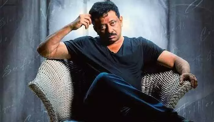 సినిమాలు ఆపడం ఆత్మహత్యతో సమానం.. సెన్సార్ను బ్యాన్ చేయాలంటూ ఆర్జీవీ సంచలన పోస్ట్ సినిమాలు ఆపడం ఆత్మహత్యతో సమానం.. సెన్సార్ను బ్యాన్ చేయాలంటూ ఆర్జీవీ సంచలన పోస్ట్