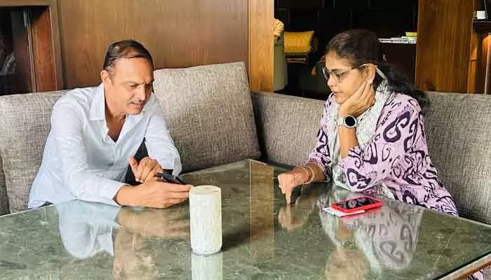 బ్రిటిష్ డిప్యూటీ హై కమిషన్ ప్రతినిధితో ఎమ్మెల్యే బండారి భేటీ బ్రిటిష్ డిప్యూటీ హై కమిషన్ ప్రతినిధితో ఎమ్మెల్యే బండారి భేటీ