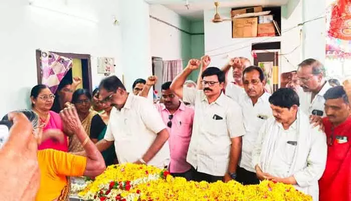 కాంతమ్మ ఆశయ సాధనకు ఉద్యమిద్దాం : తమ్మినేని వీరభద్రం కాంతమ్మ ఆశయ సాధనకు ఉద్యమిద్దాం : తమ్మినేని వీరభద్రం