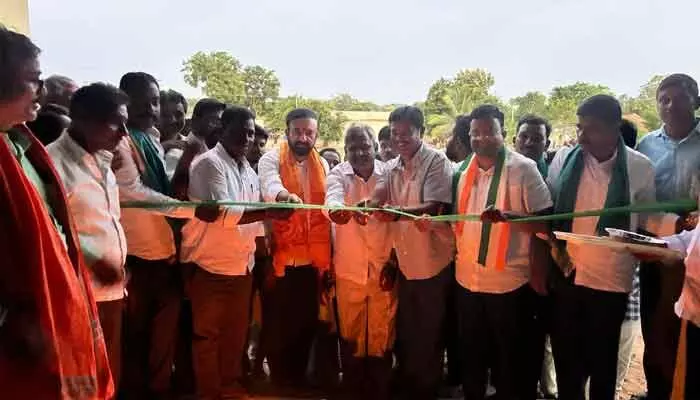 సొసైటీ గోదాంతో రైతులకు ఎంతో మేలు సొసైటీ గోదాంతో రైతులకు ఎంతో మేలు