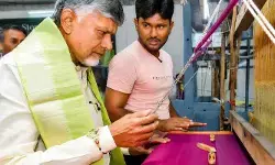 రాష్ట్ర ప్రభుత్వం కీలక నిర్ణయం.. వారికి ఒక్కొక్కరికి రూ.25వేలు ! రాష్ట్ర ప్రభుత్వం కీలక నిర్ణయం.. వారికి ఒక్కొక్కరికి రూ.25వేలు !