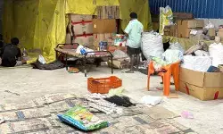 పాల్వంచలో క్రాకర్స్ వ్యాపారం మాటున అసలేం జరుగుతోంది? పాల్వంచలో క్రాకర్స్ వ్యాపారం మాటున అసలేం జరుగుతోంది?