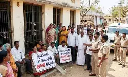 ‘అతనే నా శవానికి తాళి కట్టాలి’.. చనిపోతూ ఆఖరి కోరిక కోరిన యువతి! ‘అతనే నా శవానికి తాళి కట్టాలి’.. చనిపోతూ ఆఖరి కోరిక కోరిన యువతి!