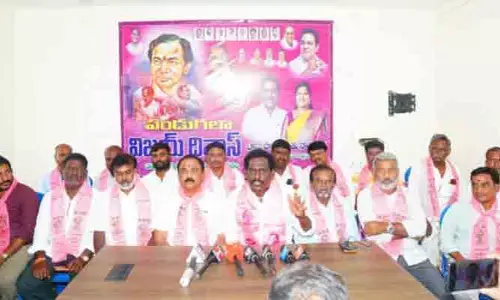 మంత్రుల పర్యటనలు హడావుడికే పరిమితం