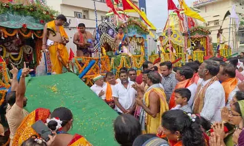 అంగరంగ వైభవంగా జగన్నాథుడి రథయాత్ర