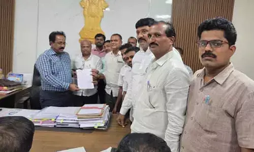 దిశ ఎఫెక్ట్...ఉపాధ్యాయుల సర్దుబాటులో పారదర్శక ఉండాలి