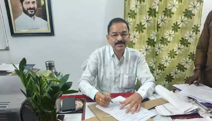 మున్సిపల్ కమిషనర్గా మారుతి ప్రసాద్ బాధ్యతల స్వీకరణ మున్సిపల్ కమిషనర్గా మారుతి ప్రసాద్ బాధ్యతల స్వీకరణ