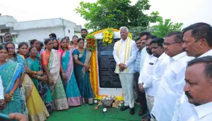 దేశంలోనే వినూత్న సంక్షేమ పథకాలు అమలు చేస్తున్న రాష్ట్రం తెలంగాణ దేశంలోనే వినూత్న సంక్షేమ పథకాలు అమలు చేస్తున్న రాష్ట్రం తెలంగాణ