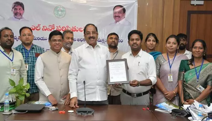 తెలంగాణ వ్యవసాయ శాఖకు అరుదైన ఘనత.. రాజేంద్రనగర్ ఎఫ్సీఓ ల్యాబ్కు అంతర్జాతీయ గుర్తింపు తెలంగాణ వ్యవసాయ శాఖకు అరుదైన ఘనత.. రాజేంద్రనగర్ ఎఫ్సీఓ ల్యాబ్కు అంతర్జాతీయ గుర్తింపు