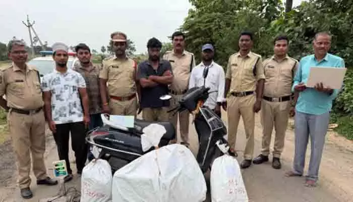 సులభంగా డబ్బు సంపాదించాలనే ఆశతో.. సులభంగా డబ్బు సంపాదించాలనే ఆశతో..