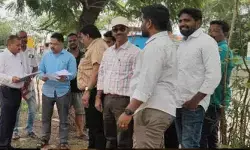 కోటార్మూర్‌లో నిజాంసాగర్ కాల్వ స్థలంలో నిర్మాణాన్ని పరిశీలించిన అధికారులు