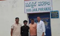 ఎన్బీడబ్ల్యూ వారెంట్ అమలు.. నిందితుడు అరెస్ట్, జైలుకు తరలింపు ఎన్బీడబ్ల్యూ వారెంట్ అమలు.. నిందితుడు అరెస్ట్, జైలుకు తరలింపు