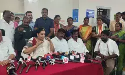 ఉచిత, నిర్బంధ విద్య అమలే కాంగ్రెస్ లక్ష్యం