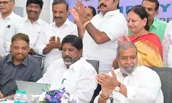 కొత్త హెల్త్ కార్డులతో వైద్య సేవలు: ధన్యవాదాలు తెలిపిన ట్రెసా కొత్త హెల్త్ కార్డులతో వైద్య సేవలు: ధన్యవాదాలు తెలిపిన ట్రెసా