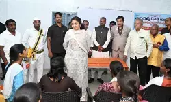 అంకిత భావం, క్రమశిక్షణతో చదవాలి: కలెక్టర్ ప్రియాంక