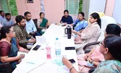 అపరిశుభ్రతపై క‌లెక్ట‌ర్ ఆగ్రహం