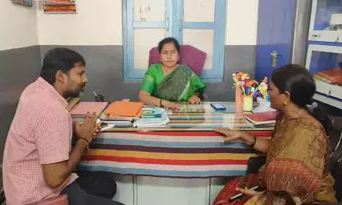 బాలిక అదృశ్యం ఘటన.. కేజీబీవీని ఆకస్మికంగా తనిఖీ చేసిన జిల్లా విద్యాధికారి
