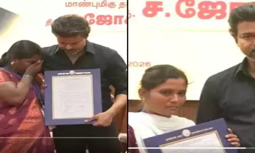 కరూర్ తొక్కిసలాట బాధితుల ఉద్యోగాలపై పిల్ (PIL) తిరస్కరణ