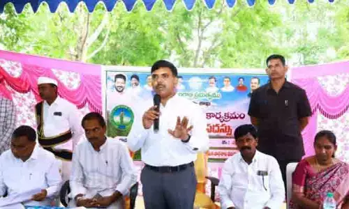 రైతుల దీర్ఘకాలిక భూ సమస్యల పరిష్కారానికే భూముల రీ-సర్వే