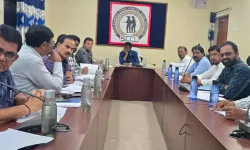 అర్జీ-2లో కార్మికుల సమస్యలకు తక్షణ పరిష్కారం చూపాలి