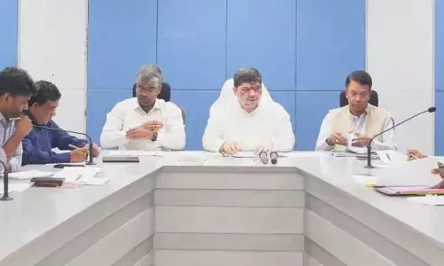 కఠిన చర్యలు తప్పవు: వాహనదారులకు మంత్రి పొన్నం హెచ్చరిక