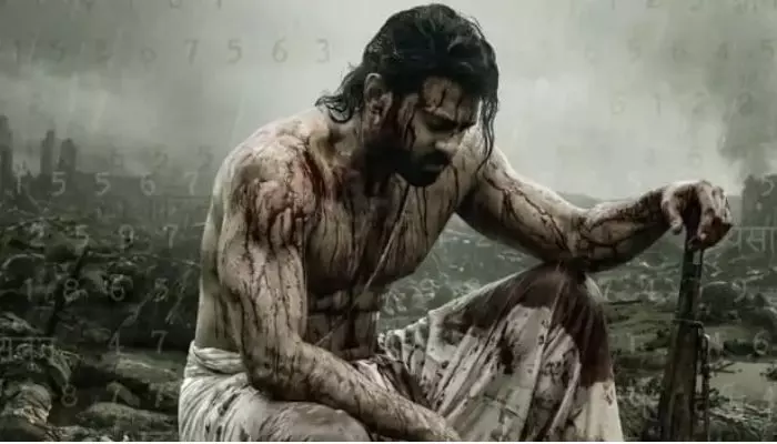 ఒక్క అప్డేట్తో ఐదు సినిమాల ఆశలపై నీళ్లు చల్లిన ప్రభాస్ ఒక్క అప్డేట్తో ఐదు సినిమాల ఆశలపై నీళ్లు చల్లిన ప్రభాస్