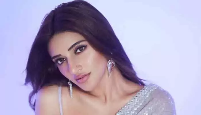 నన్ను బ్రతికిస్తున్న అభిమానుల కోసం ఏదైనా చేయడానికి సిద్ధంగా ఉన్నాను: శ్రీలీల నన్ను బ్రతికిస్తున్న అభిమానుల కోసం ఏదైనా చేయడానికి సిద్ధంగా ఉన్నాను: శ్రీలీల