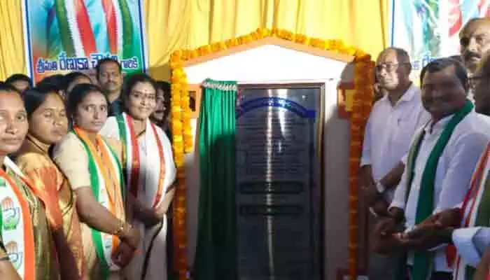 దమ్మపేటలో నూతన గ్రంథాలయ భవనానికి శంకుస్థాపన దమ్మపేటలో నూతన గ్రంథాలయ భవనానికి శంకుస్థాపన