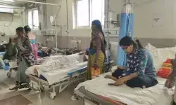 ప్రభుత్వ నర్సింగ్ కళాశాలలో ఫుడ్ పాయిజన్ కలకలం ప్రభుత్వ నర్సింగ్ కళాశాలలో ఫుడ్ పాయిజన్ కలకలం