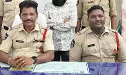 కాశీబుగ్గ సీఐ రామకృష్ణపై చర్యలు.. వీఆర్కు పంపుతూ ఉత్తర్వులు కాశీబుగ్గ సీఐ రామకృష్ణపై చర్యలు.. వీఆర్కు పంపుతూ ఉత్తర్వులు