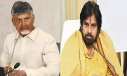 మత్స్యకారుల మృతిపై సీఎం చంద్రబాబు, మంత్రులు దిగ్భ్రాంతి : కలెక్టర్కు ఆదేశాలు మత్స్యకారుల మృతిపై సీఎం చంద్రబాబు, మంత్రులు దిగ్భ్రాంతి : కలెక్టర్కు ఆదేశాలు