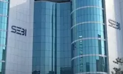 SEBI: బాస్ స్కామ్ సైబర్ మోసాలపై లిస్టెడ్ కంపెనీలకు సెబీ అలర్ట్ SEBI: బాస్ స్కామ్ సైబర్ మోసాలపై లిస్టెడ్ కంపెనీలకు సెబీ అలర్ట్