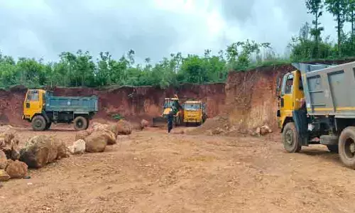 హద్దుమీరిన మట్టి మాఫియా ఆగడాలు.. ప్రశ్నిస్తే ‘అంతు చూస్తాం’ అంటూ వార్నింగ్!