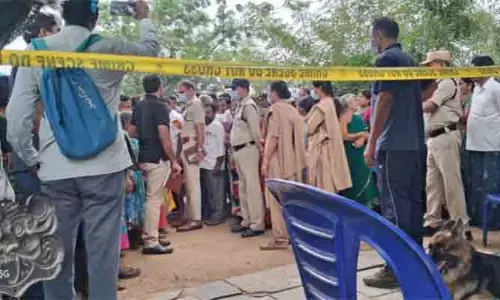 వృద్ధురాలి అనుమానాస్పద మృతిపై హత్య కేసు నమోదు