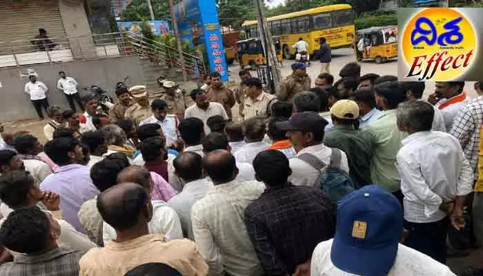 ‘దిశ’ ఎఫెక్ట్.. అడ్డా కూలీ స్పాట్ను మార్చిన అధికారులు ‘దిశ’ ఎఫెక్ట్.. అడ్డా కూలీ స్పాట్ను మార్చిన అధికారులు