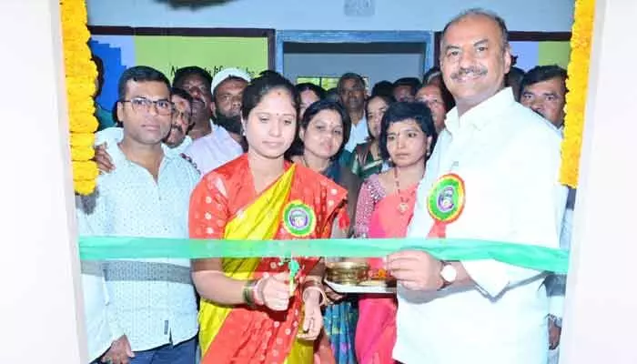 ప్రభుత్వ పాఠశాలలే ఉన్నత భవిష్యత్తుకు పునాది : ఎమ్మెల్యే ప్రభుత్వ పాఠశాలలే ఉన్నత భవిష్యత్తుకు పునాది : ఎమ్మెల్యే