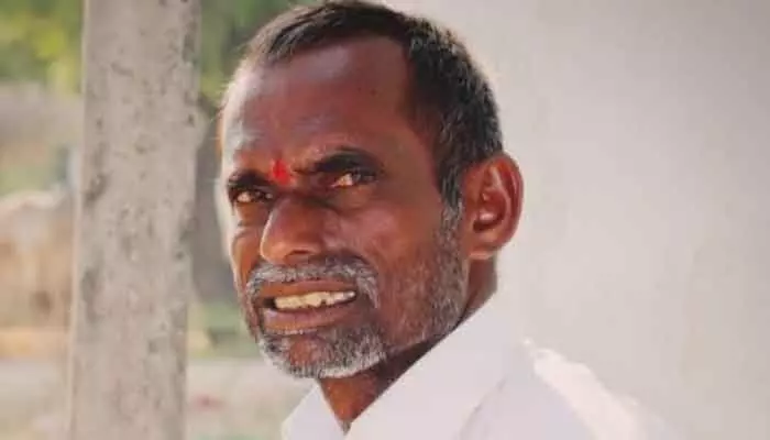 చెరువులో మునిగి పశువుల కాపరి మృతి.. చెరువులో మునిగి పశువుల కాపరి మృతి..