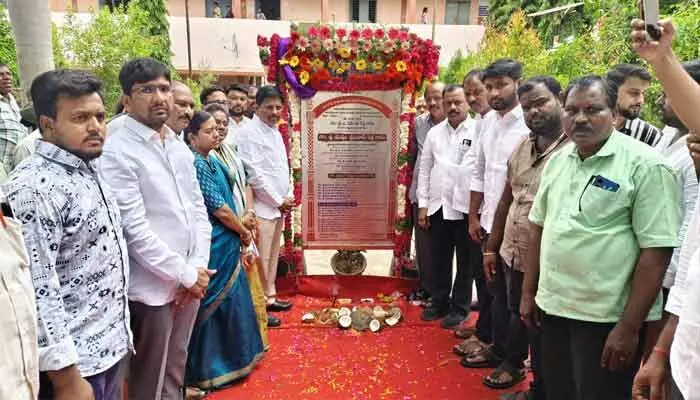 మహిళల విద్యకు ప్రభుత్వం అత్యధిక ప్రాధాన్యత : ఎమ్మెల్యే యెన్నం మహిళల విద్యకు ప్రభుత్వం అత్యధిక ప్రాధాన్యత : ఎమ్మెల్యే యెన్నం