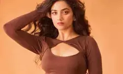 లెనిన్ సక్సెస్తో పారితోషికం భారీగా పెంచేసిన భాగ్యశ్రీ.. ఇప్పుడు అన్ని కోట్లు? లెనిన్ సక్సెస్తో పారితోషికం భారీగా పెంచేసిన భాగ్యశ్రీ.. ఇప్పుడు అన్ని కోట్లు?