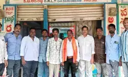 కాంగ్రెస్ ఎస్సీ సెల్ మండల అధ్యక్షుడిగా ఎన్నికైన రావులపల్లి నరసింహారావుకు ఘన సన్మానం కాంగ్రెస్ ఎస్సీ సెల్ మండల అధ్యక్షుడిగా ఎన్నికైన రావులపల్లి నరసింహారావుకు ఘన సన్మానం
