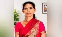 ఒంటికి నిప్పంటించుకొని మహిళ ఆత్మహత్య ఒంటికి నిప్పంటించుకొని మహిళ ఆత్మహత్య