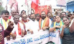 కాజీపేట రైల్వే కోచ్ ఫ్యాక్టరీలో స్థానికులకే ఉద్యోగాలకు ప్రాధాన్యం ఇవ్వాలి : ఎమ్మెల్యే నాయిని రాజేందర్ రెడ్డి కాజీపేట రైల్వే కోచ్ ఫ్యాక్టరీలో స్థానికులకే ఉద్యోగాలకు ప్రాధాన్యం ఇవ్వాలి : ఎమ్మెల్యే నాయిని రాజేందర్ రెడ్డి