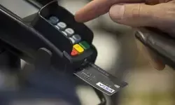 Credit Cards: కొత్త క్రెడిట్ కార్డుల్లో సగం జెన్జీలదే Credit Cards: కొత్త క్రెడిట్ కార్డుల్లో సగం జెన్జీలదే