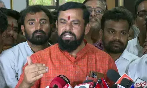 ఈటల, బండి సంజయ్ కలిస్తే పార్టీ అధికారంలోకి వస్తుందా.. రాజాసింగ్ హాట్ కామెంట్స్
