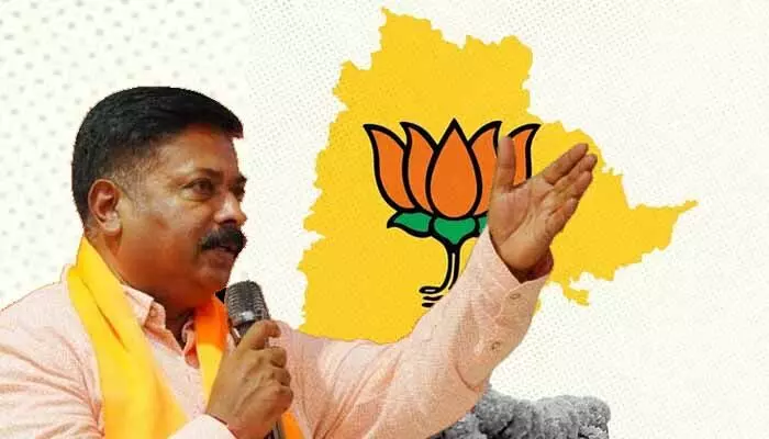 నెల రోజుల్లో ఊహించని పరిణామాలు ఉంటాయి.. బీజేపీ ఇంచార్జ్ అభయ్ పాటిల్ సెన్సేషనల్ కామెంట్స్ నెల రోజుల్లో ఊహించని పరిణామాలు ఉంటాయి.. బీజేపీ ఇంచార్జ్ అభయ్ పాటిల్ సెన్సేషనల్ కామెంట్స్