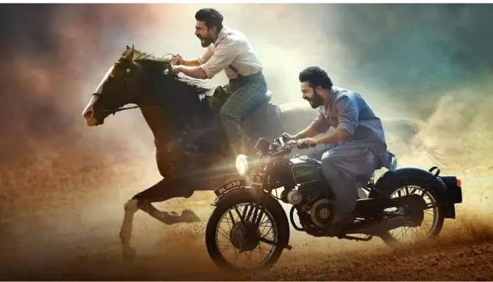 ఇన్నేళ్లయినా ఆర్ఆర్ఆర్ రికార్డు పదిలం.. నెక్స్ట్ ప్లేస్లో ధురందర్ ఇన్నేళ్లయినా ఆర్ఆర్ఆర్ రికార్డు పదిలం.. నెక్స్ట్ ప్లేస్లో ధురందర్