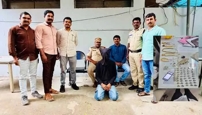 పోచమ్మ ఆలయంలో చోరీ.. నిందితుడు అరెస్ట్ పోచమ్మ ఆలయంలో చోరీ.. నిందితుడు అరెస్ట్