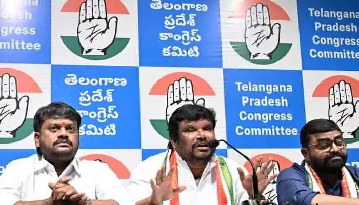 కేటీఆర్ రాజకీయ సన్యాసం తీసుకోవడానికి సిద్ధంగా ఉండాలి.. కేటీఆర్ రాజకీయ సన్యాసం తీసుకోవడానికి సిద్ధంగా ఉండాలి..