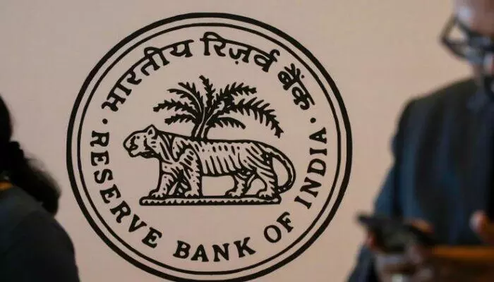 RBI: బ్యాంకులకు ఆర్బీఐ కొత్త నిబంధనలు RBI: బ్యాంకులకు ఆర్బీఐ కొత్త నిబంధనలు